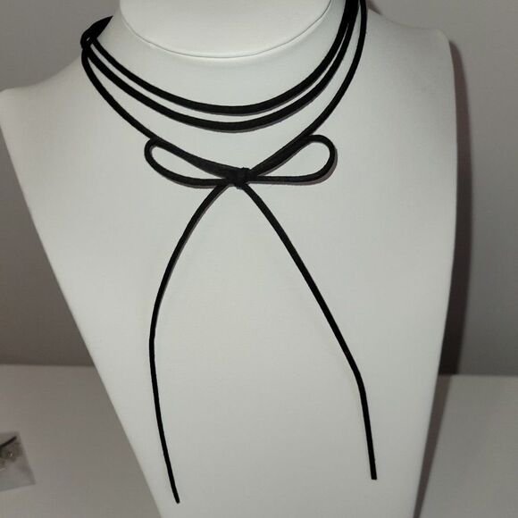 Style #2 Black Leather Choker - Picture 1 of 3